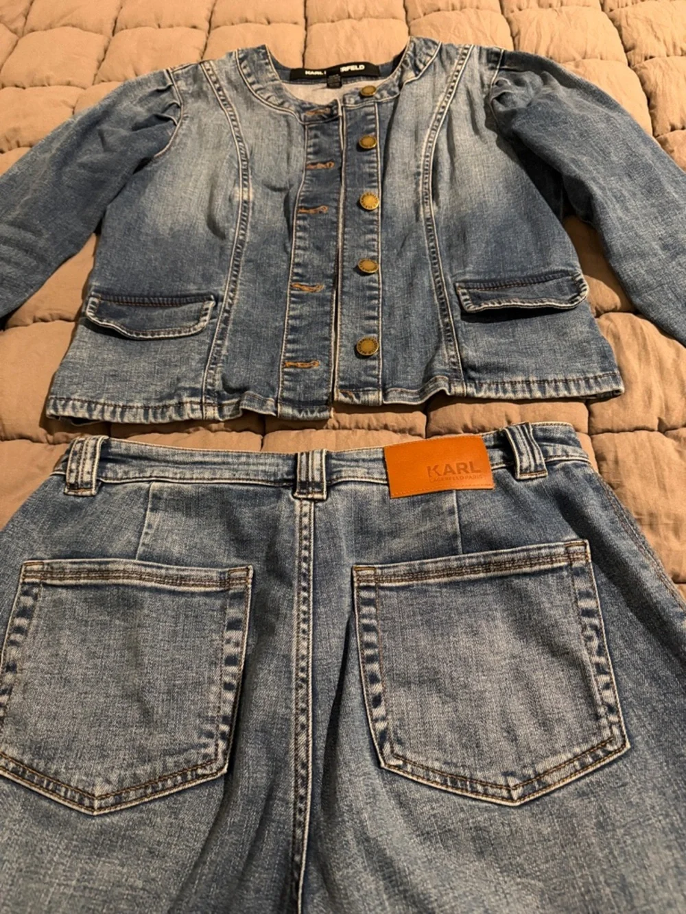 Karl Lagerfeld Ladies Two-Piece Denim Set in Light Blue Wash - Picture 8 of 8